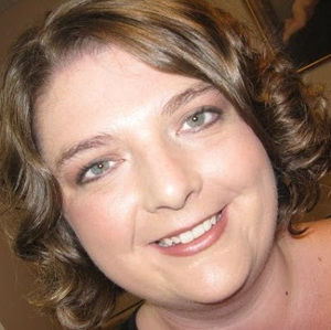 Meet your Posher, Cassandra